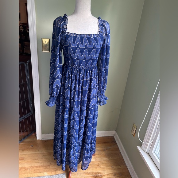 Anthropologie Moon River blue print maxi dress. Smocked bodice. Square neck M - Picture 5 of 14
